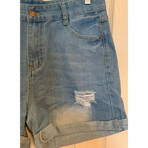 Jean shorts distressed new no tags XL light wash - Picture 6 of 7